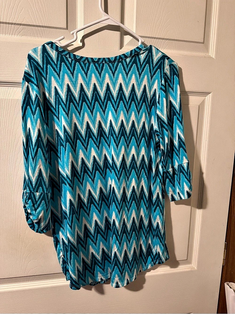 Pixley Geometric Tunic in Blue & White Size Small - Picture 2 of 4
